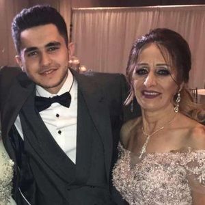 Meet your Posher, Eman